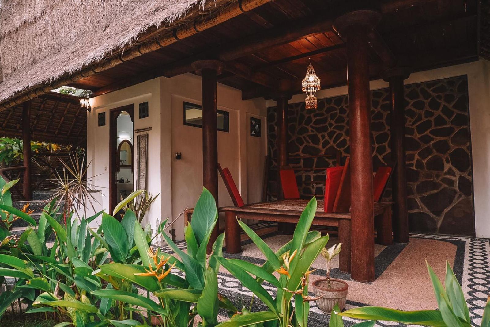 Sasak Experience Hotel Kuta  Exterior photo