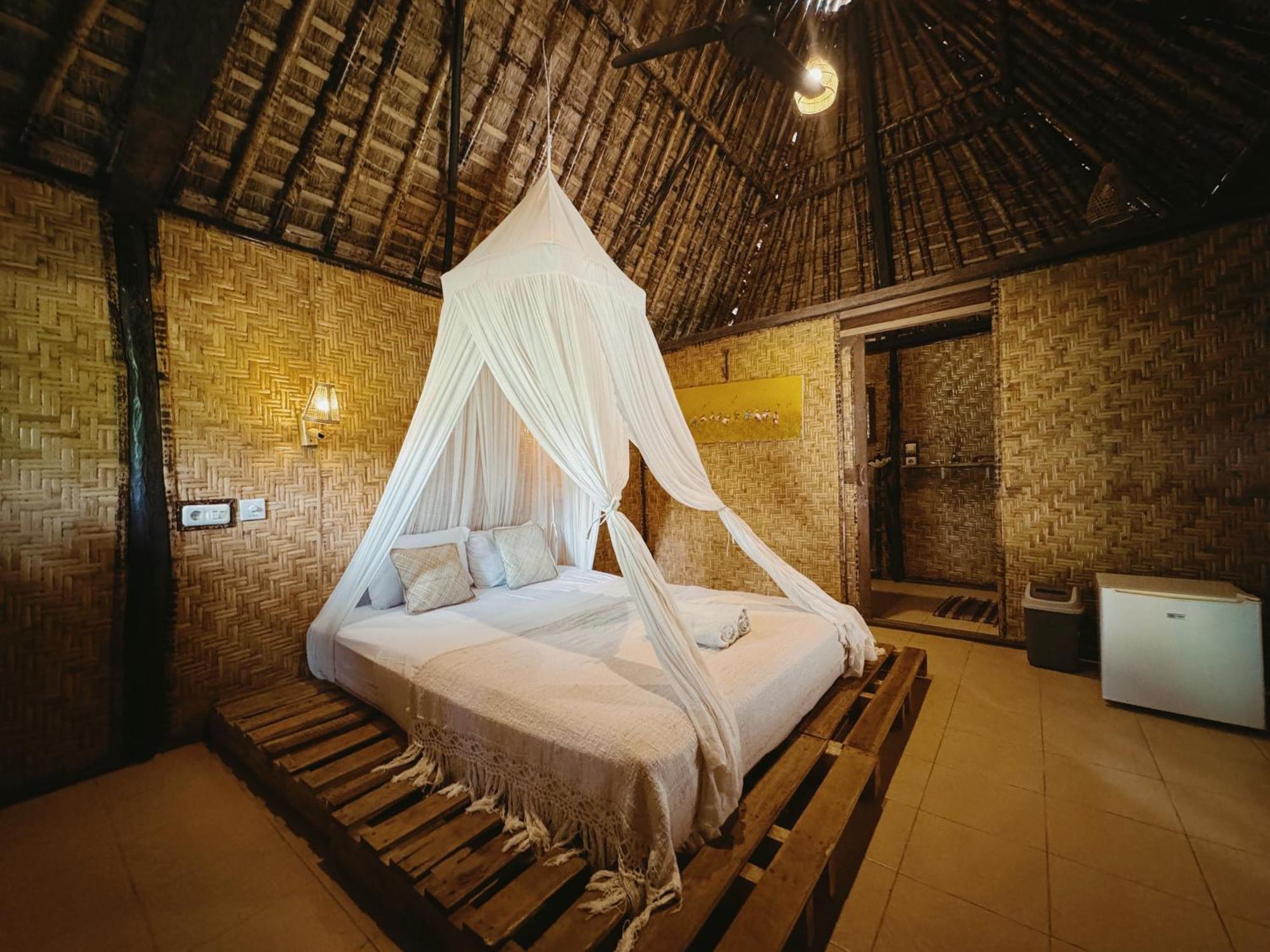 Sasak Experience Hotel Kuta  Exterior photo