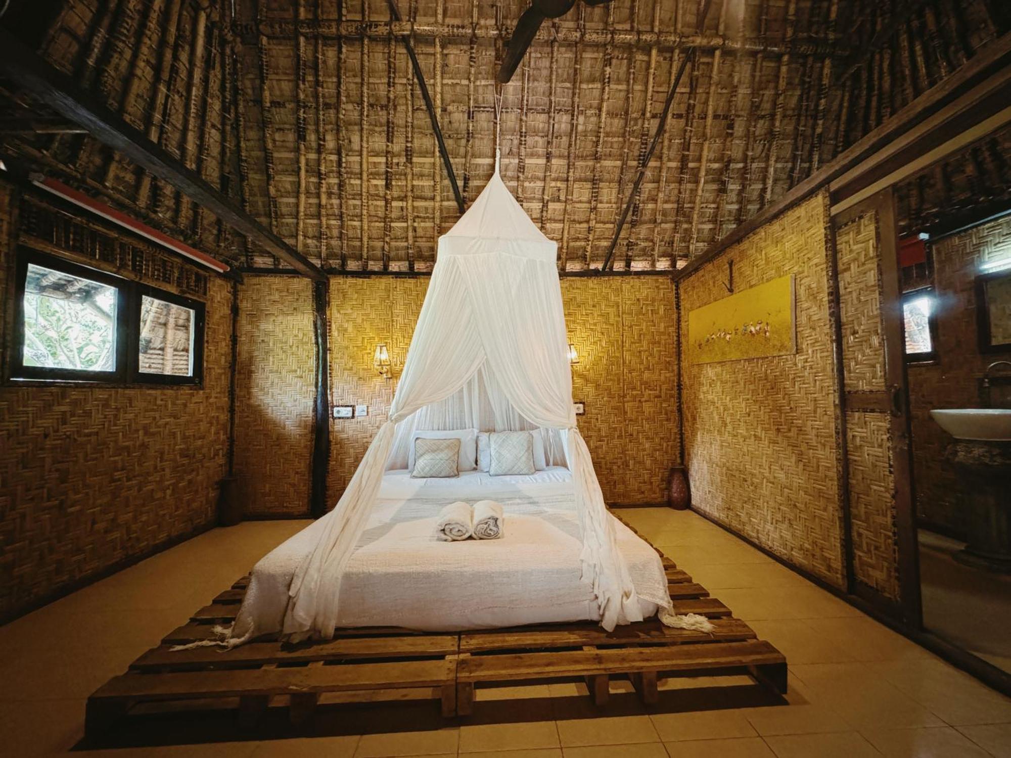 Sasak Experience Hotel Kuta  Exterior photo
